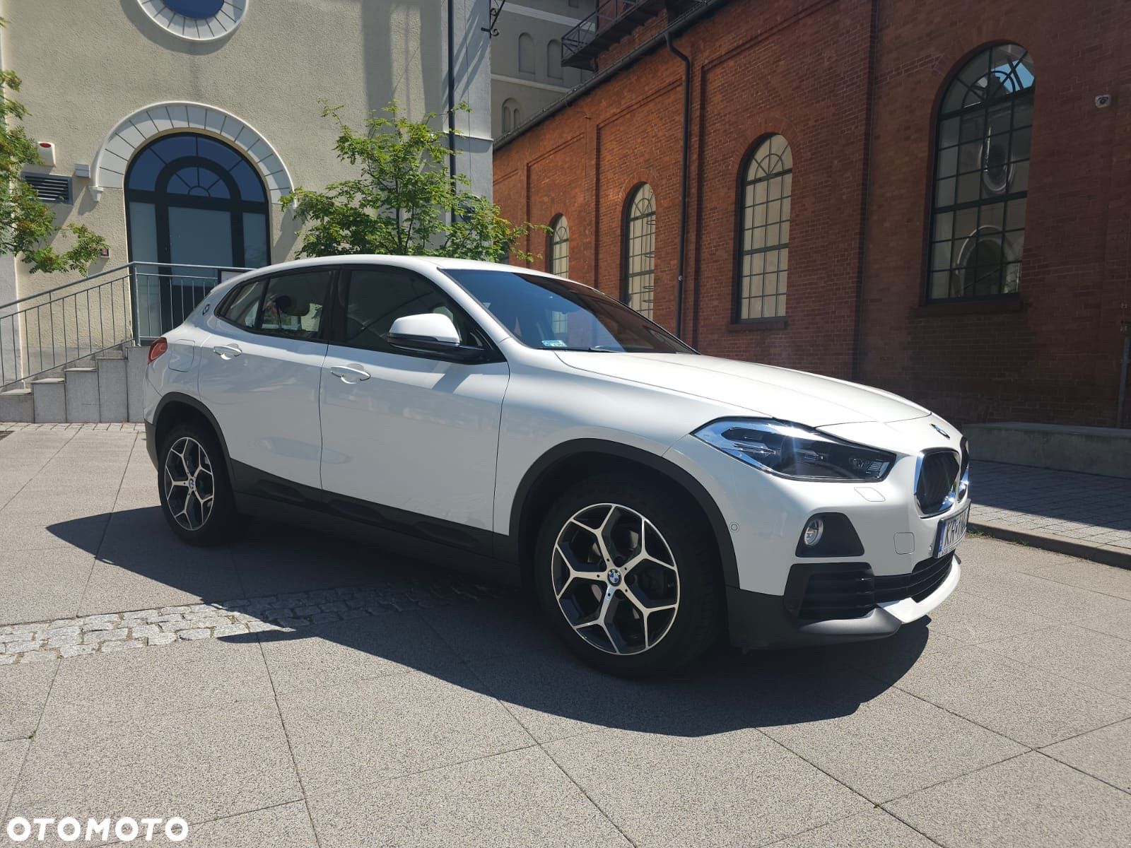 BMW X2 sDrive18i Advantage - 1