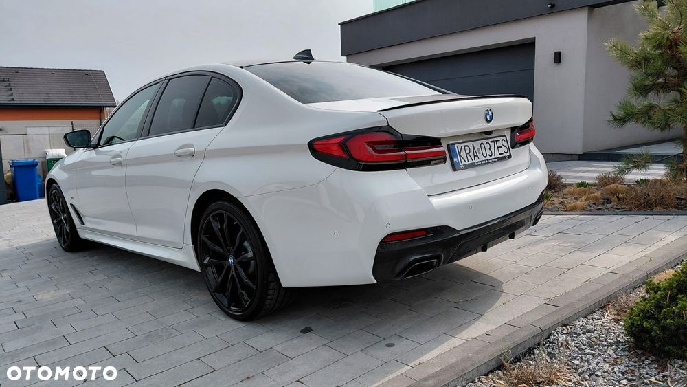 BMW Seria 5 518d Sport Line - 10