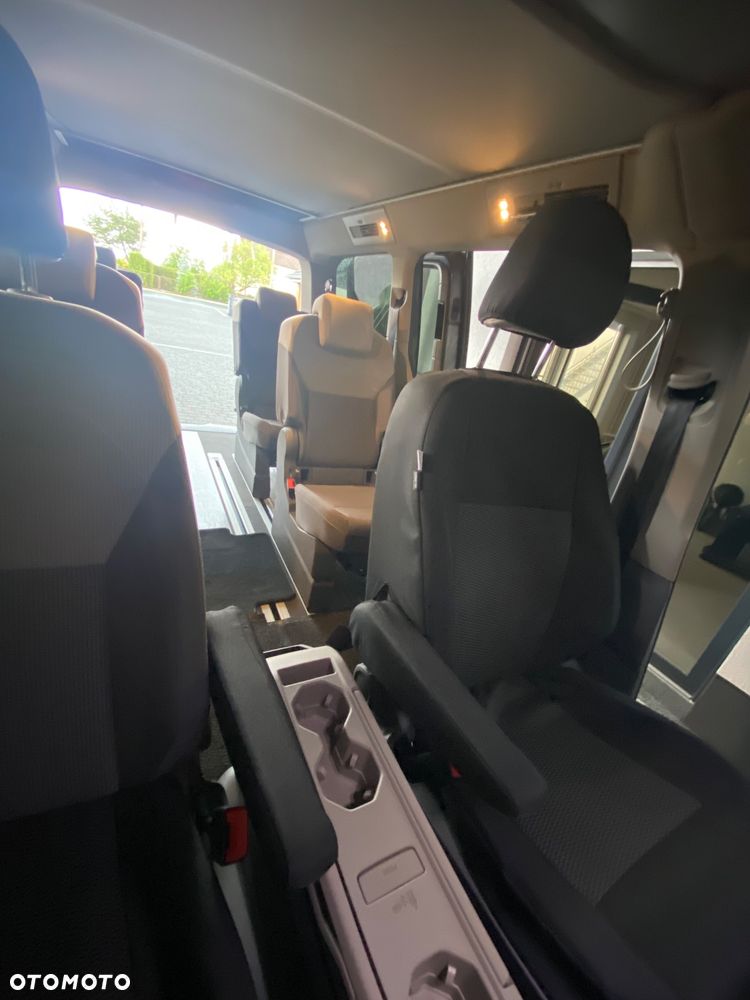 Volkswagen California - 12