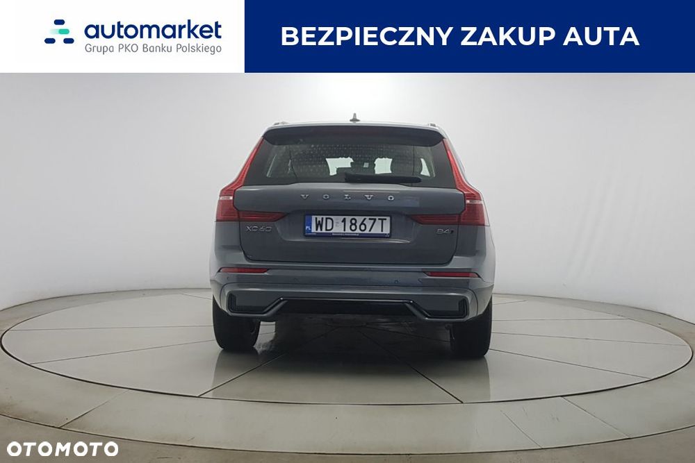 Volvo XC 60 B4 D AWD Plus Dark - 6