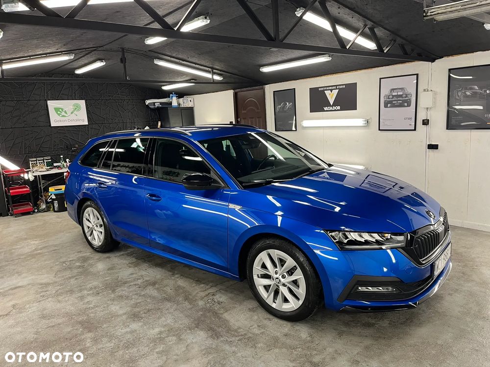 Skoda Octavia 2.0 TDI Sportline DSG - 2