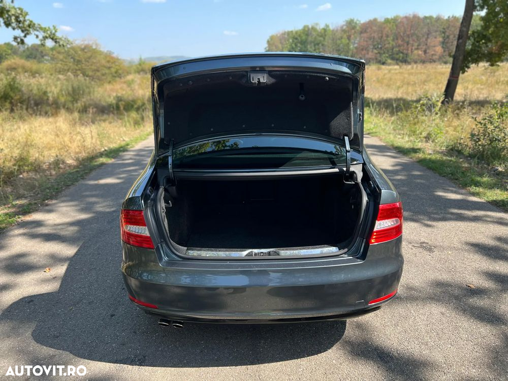 Skoda Superb 1.6 TDI GreenLine - 23
