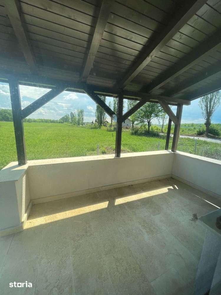 Casa individuala Ciolpani/ 4 dormitoare/ teren 500 mp/Comision 0 - Imagine principală: 3/20
