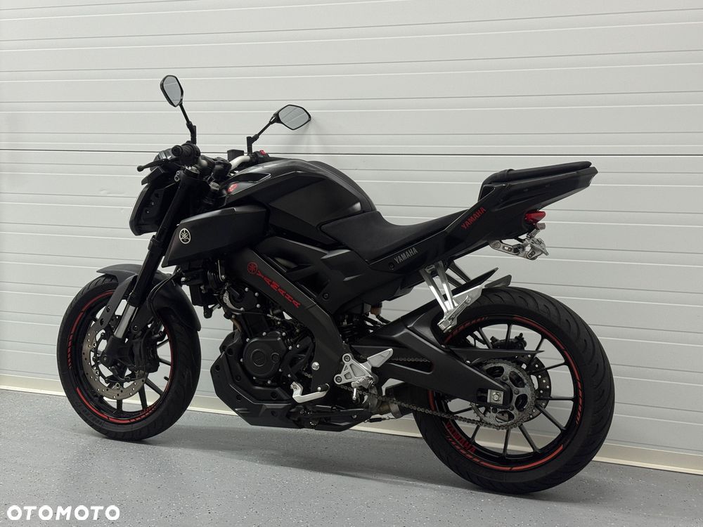 Yamaha MT - 13