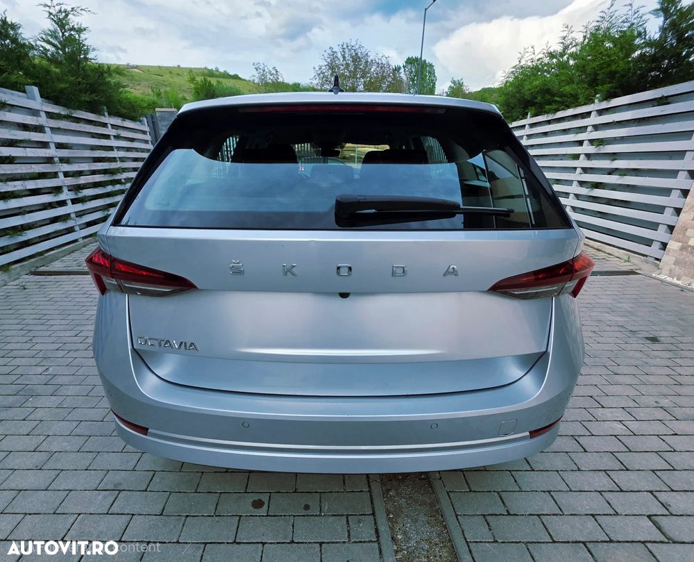 Skoda Octavia 2.0 TDI Premium Edition - 5
