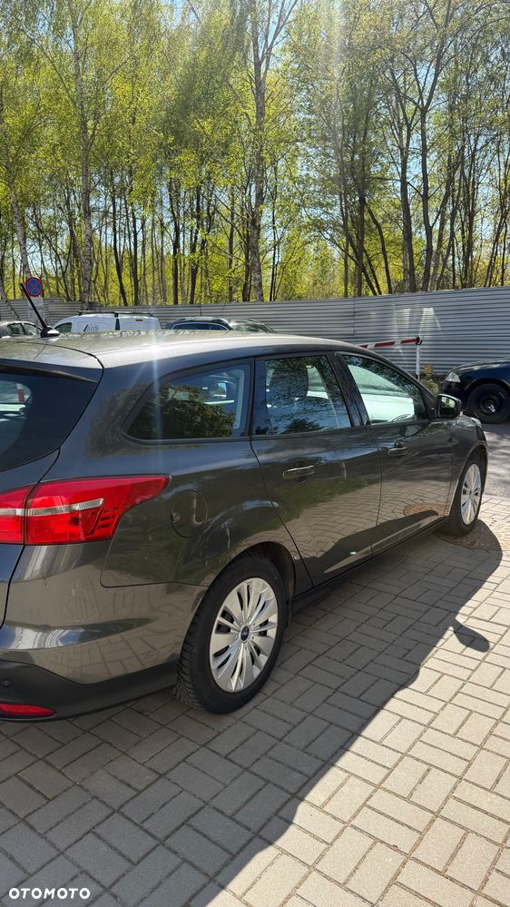 Ford Focus 1.5 TDCi Trend - 11