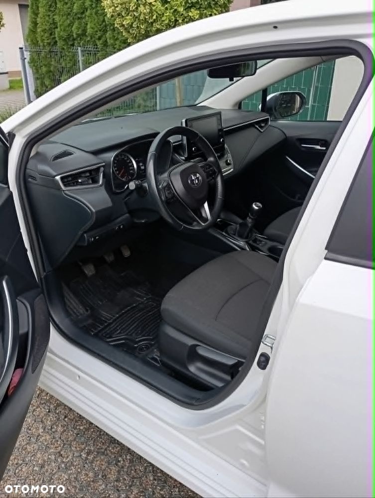 Toyota Corolla 1.6 Comfort - 9