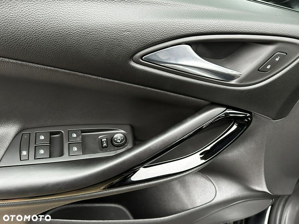 Opel Astra 1.4 T Enjoy - 16