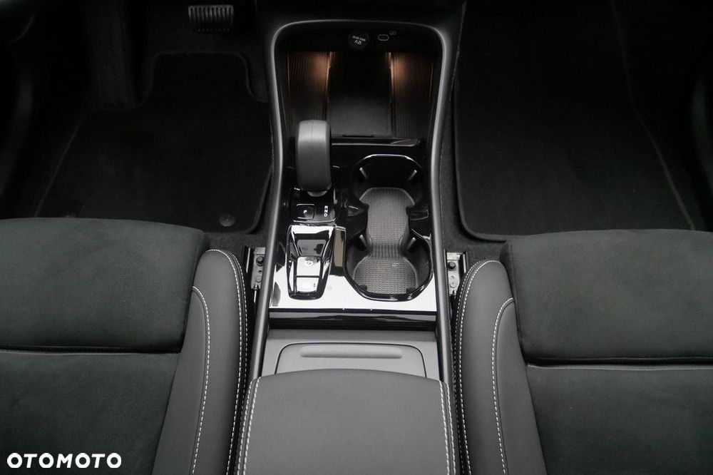 Volvo XC 40 - 11