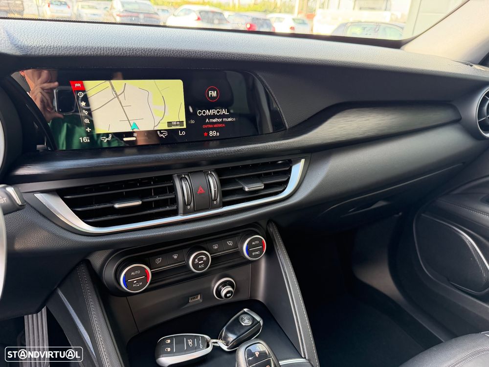 Alfa Romeo Stelvio 2.2 D Super AT8 - 12