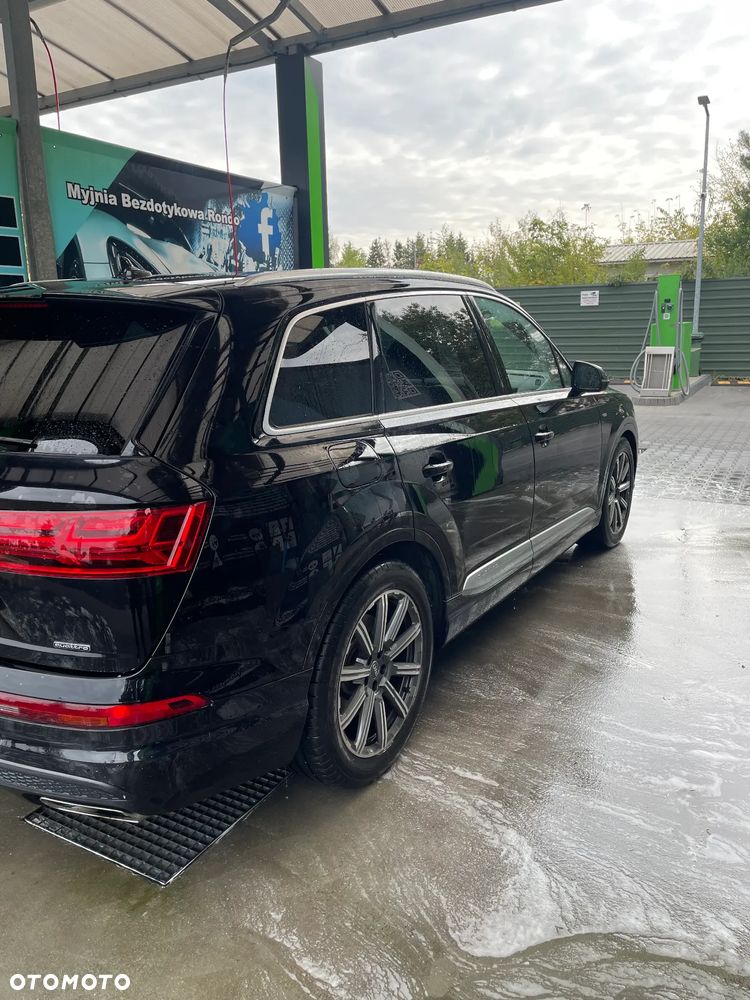 Audi Q7 3.0 TDI Quattro Tiptronic - 5
