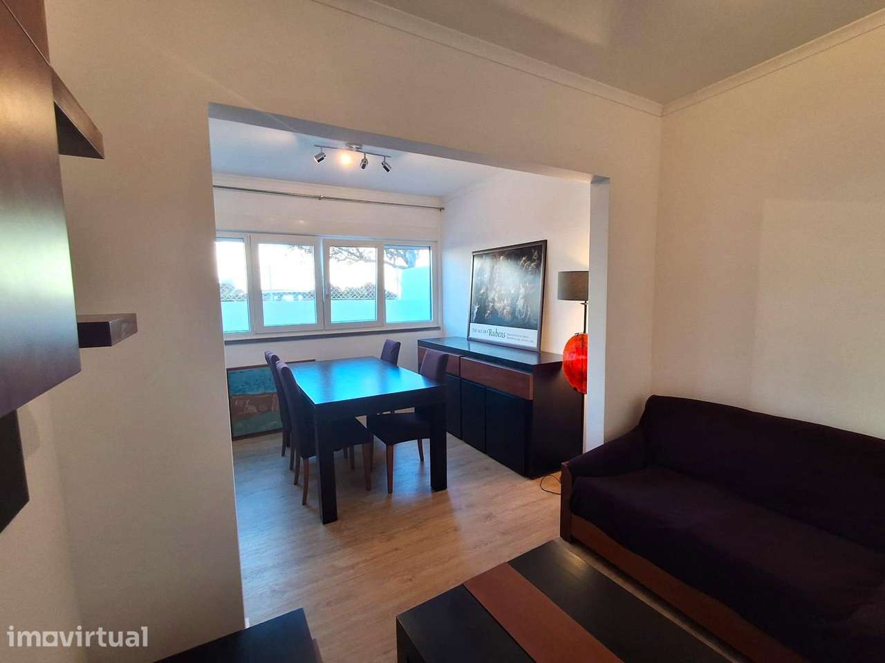 Apartamento T2 totalmente renovado em Linda-a-Velha - Grande imagem: 3/16