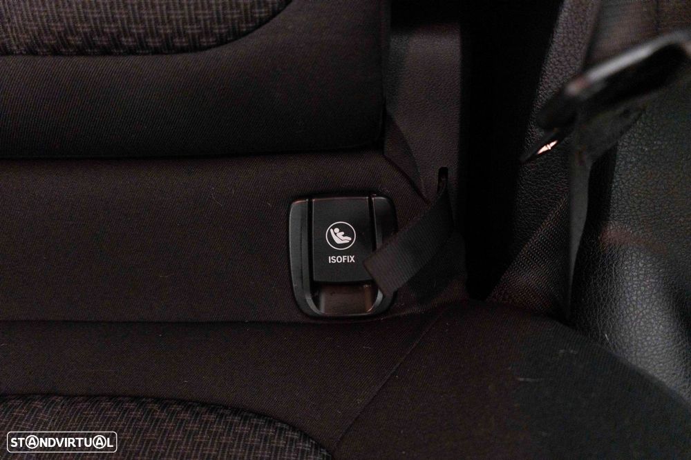 BMW 225xe Active Tourer Advantage - 10