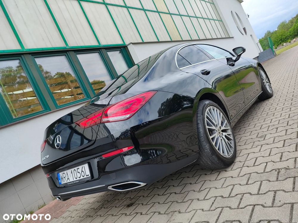 Mercedes-Benz CLA - 5