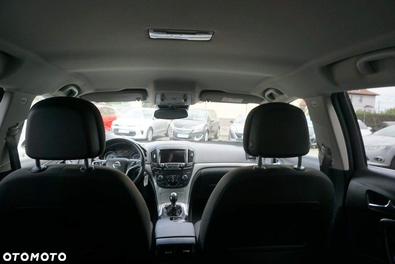 Opel Insignia - 24