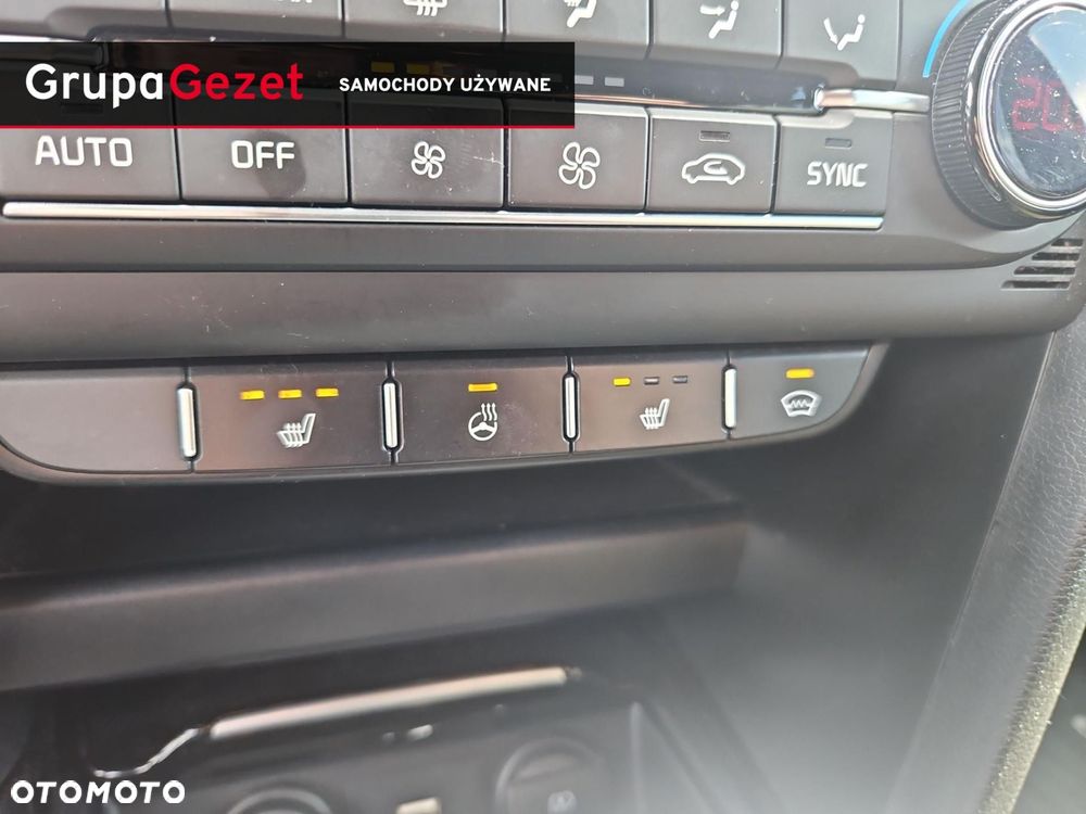 Kia XCeed 1.4 T-GDI L Business Line - 23