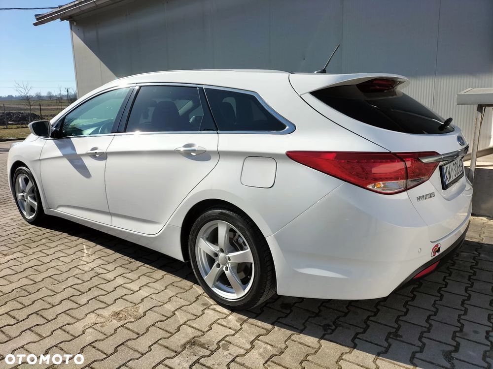 Hyundai i40 Kombi 1.7 CRDi Premium - 9