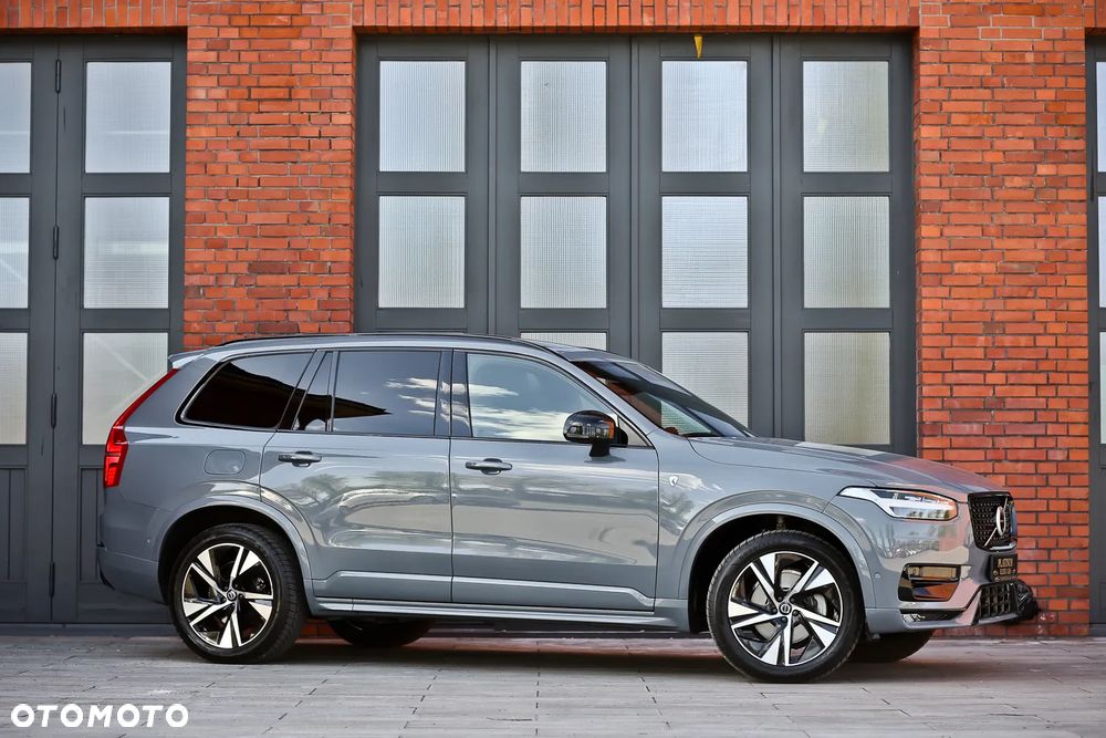 Volvo XC 90 B5 D AWD Ultimate Dark 7os - 3