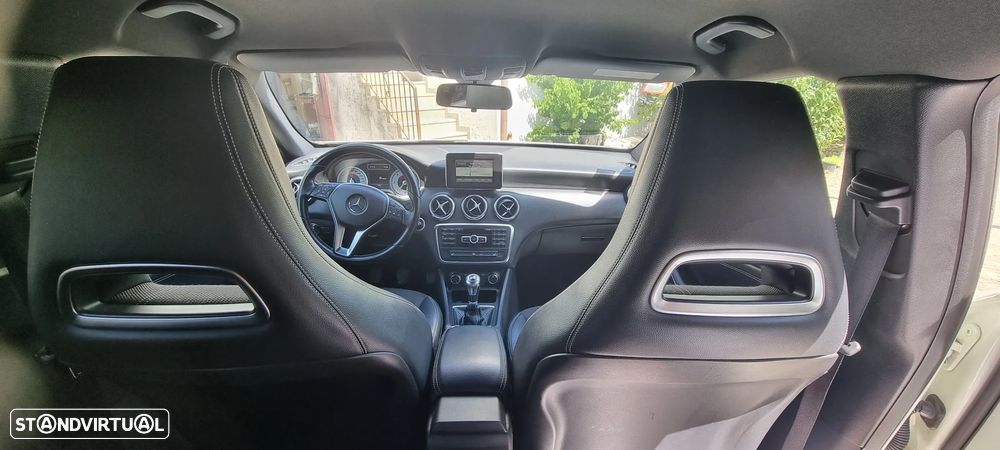 Mercedes-Benz A 180 CDI (BlueEFFICIENCY) Urban - 8
