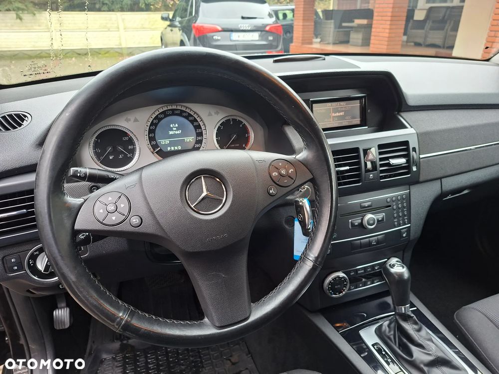 Mercedes-Benz GLK 220 CDI DPF 4Matic BlueEFFICIENCY 7G-TRONIC - 21