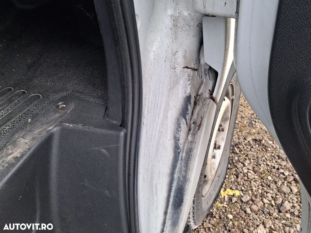 Renault Master Furgon L3H2 2.3 dci - 24