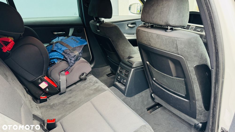 BMW Seria 3 320d - 19