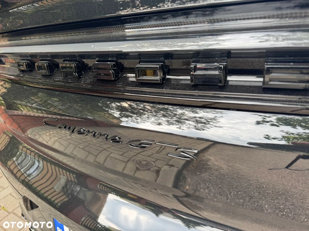 Porsche Cayenne Coupe GTS - 12