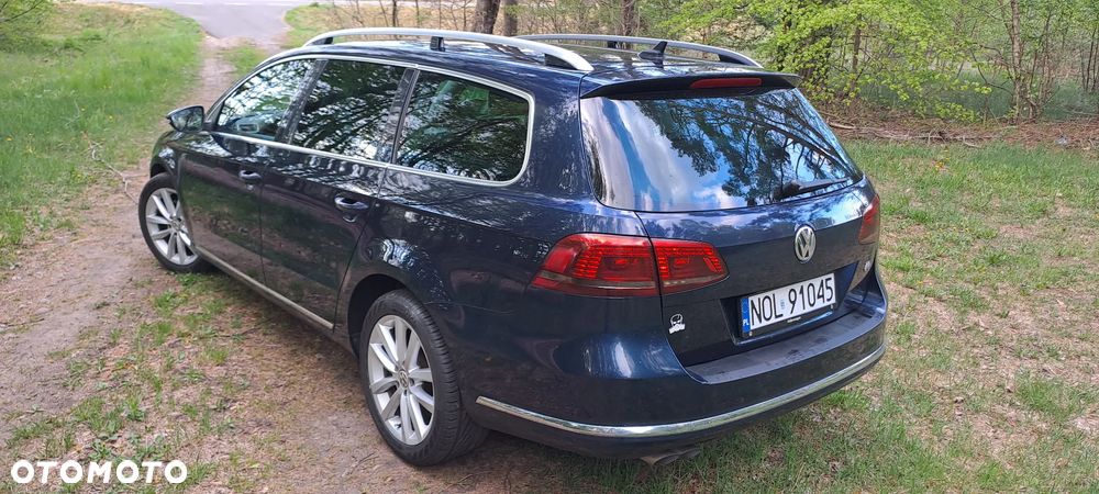 Volkswagen Passat 2.0 TDI DPF Highline - 5