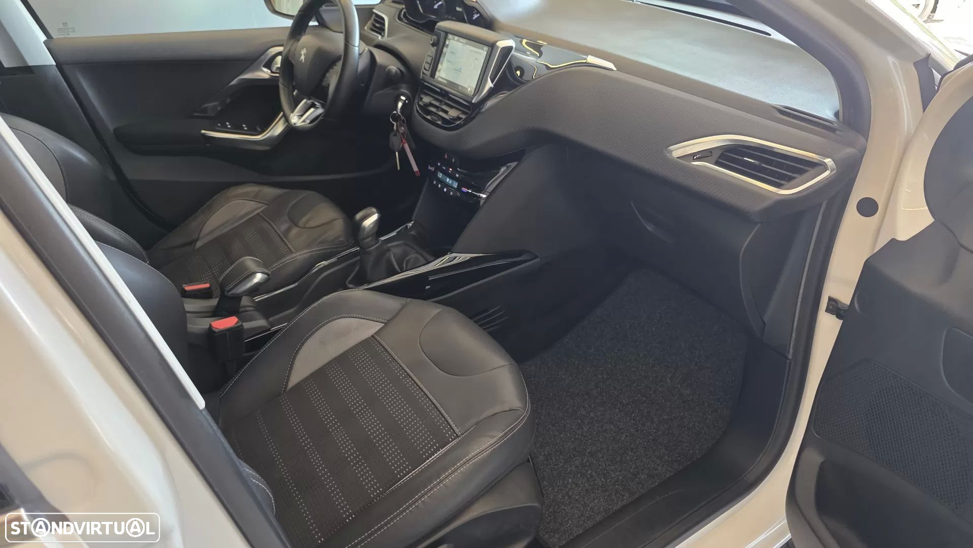 Peugeot 2008 1.4 HDi Allure - 47