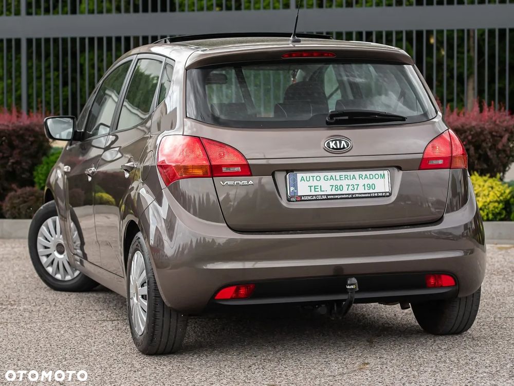 Kia Venga 1.6 CVVT Automatik Black Collection - 8