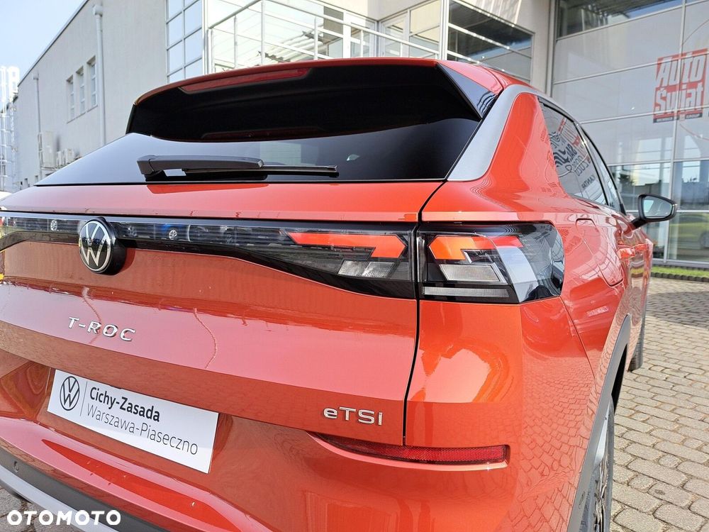 Volkswagen T-Roc 1.5 eTSI Life DSG - 39