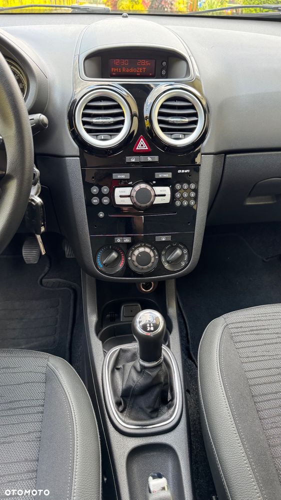Opel Corsa - 26