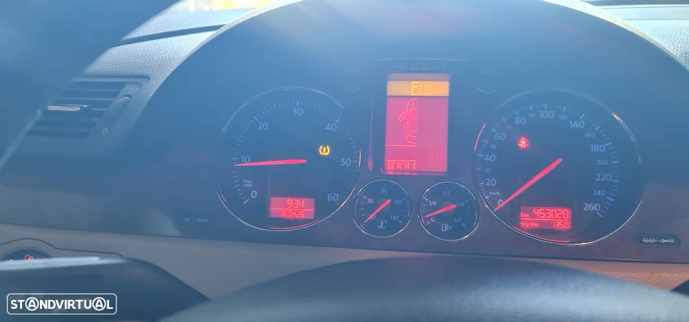 VW Passat 2.0 TDI Highline DSG - 6