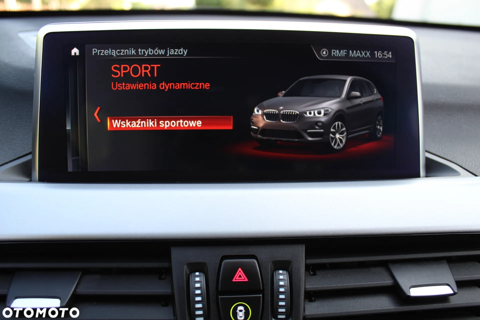 BMW X1 xDrive20i Advantage sport - 25