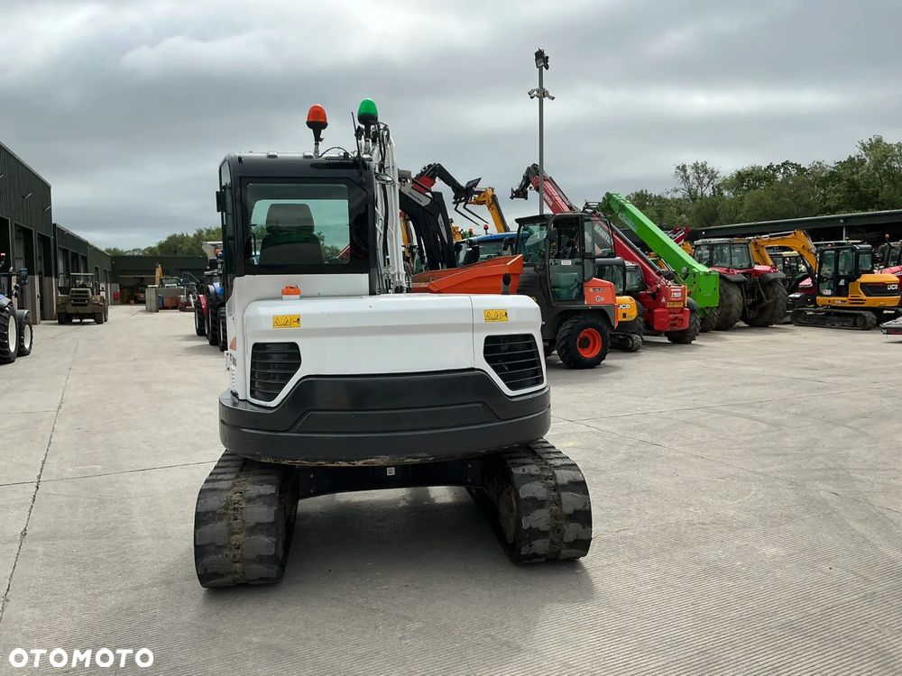 Bobcat E85 - 6