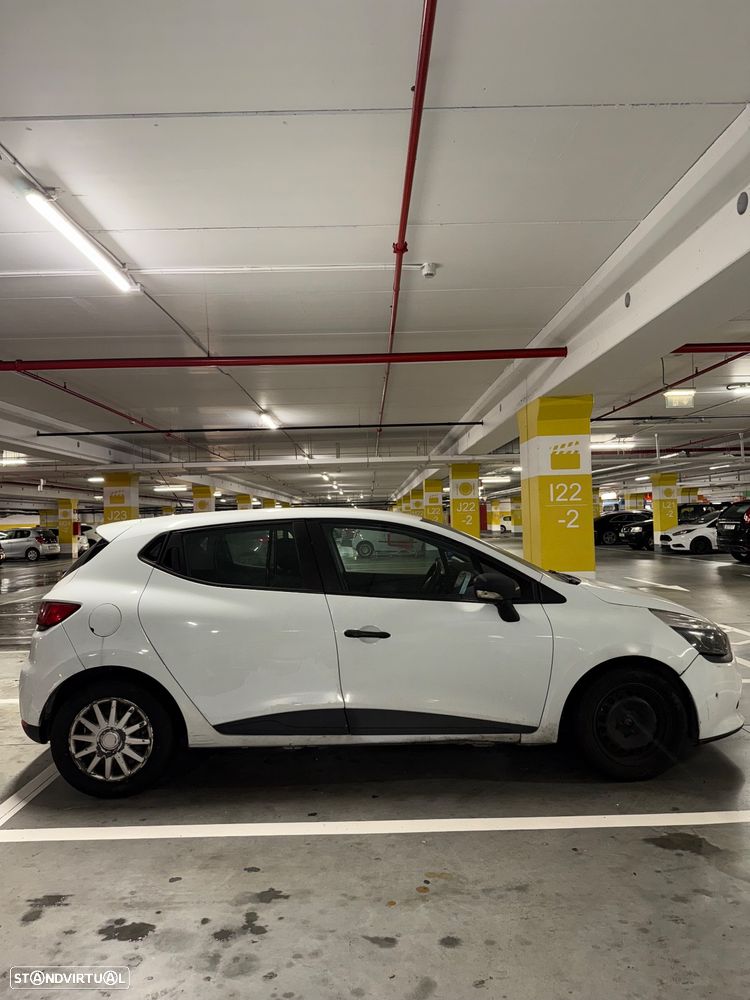 Renault Clio 1.5 dCi Comfort - 4