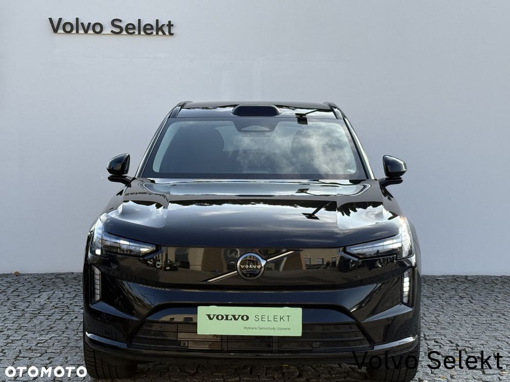 Volvo EX90 - 3