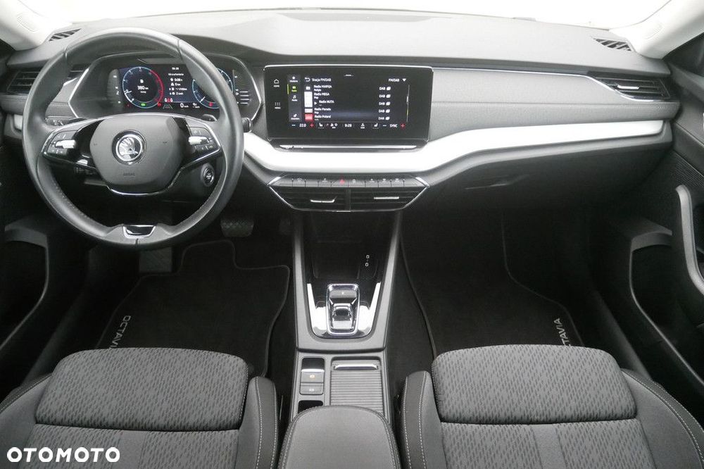 Skoda Octavia 2.0 TDI Style DSG - 8
