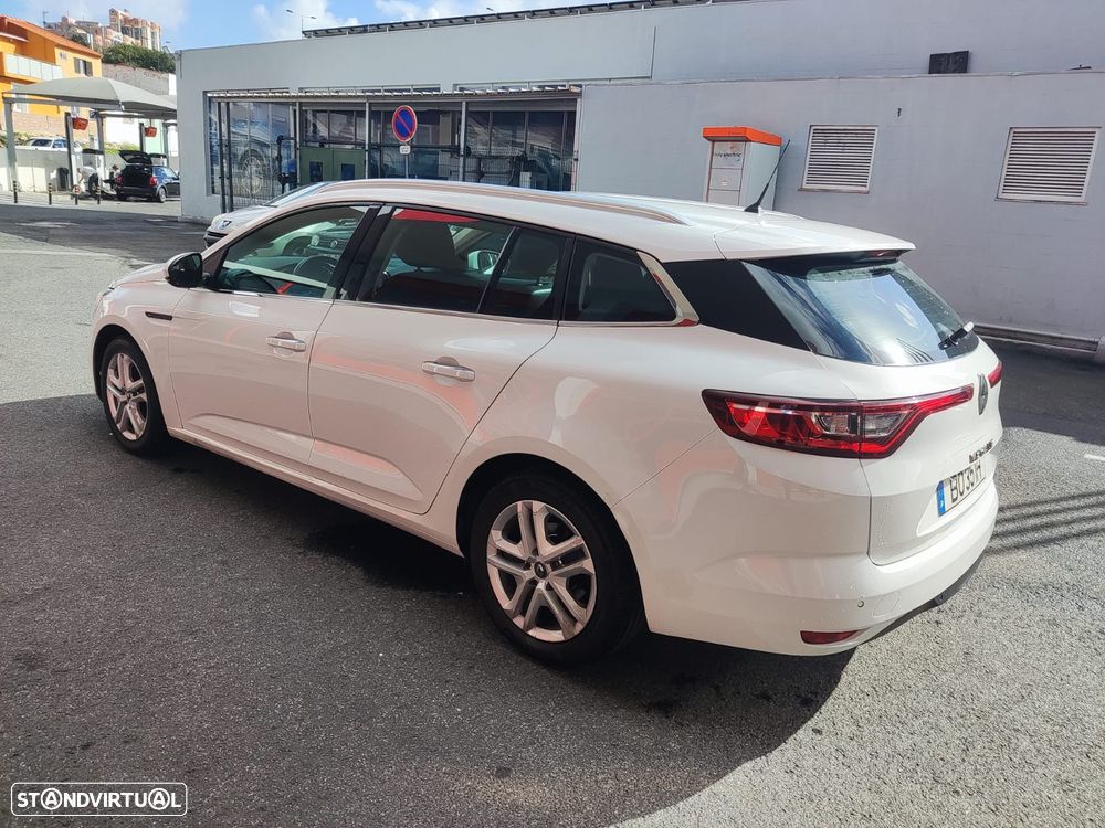 Renault Mégane Sport Tourer BLUE dCi 115 BUSINESS EDITION - 10