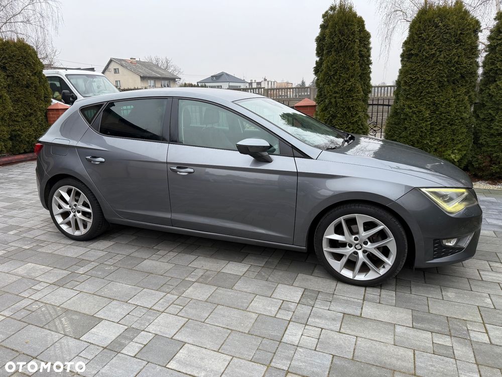 Seat Leon 2.0 TDI DPF FR Black Matt Edition - 5