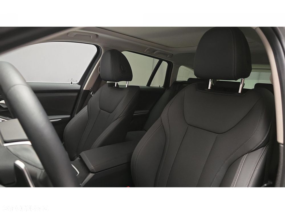 BMW Seria 3 - 18