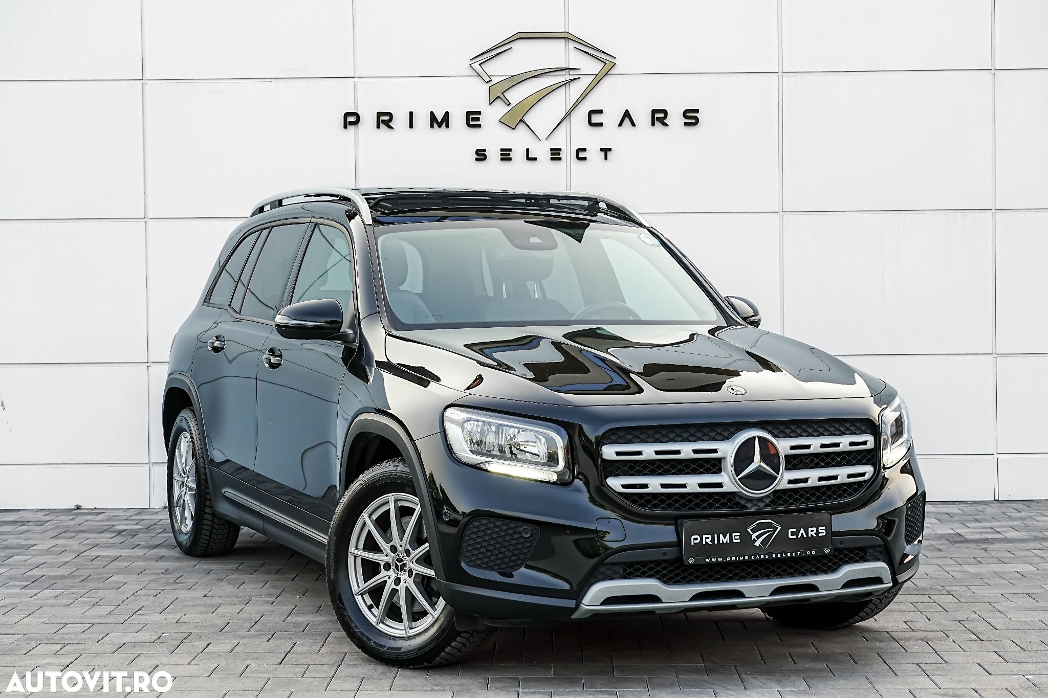 Mercedes-Benz GLB - 1