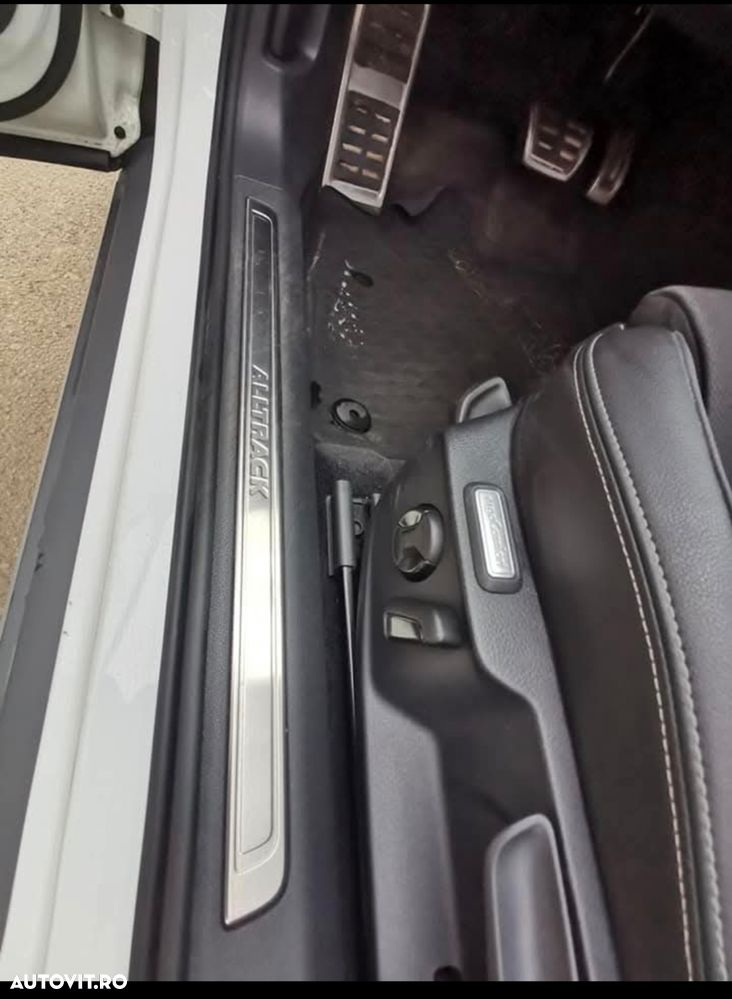 Volkswagen Passat Alltrack 2.0 TDI DSG 4Motion - 7