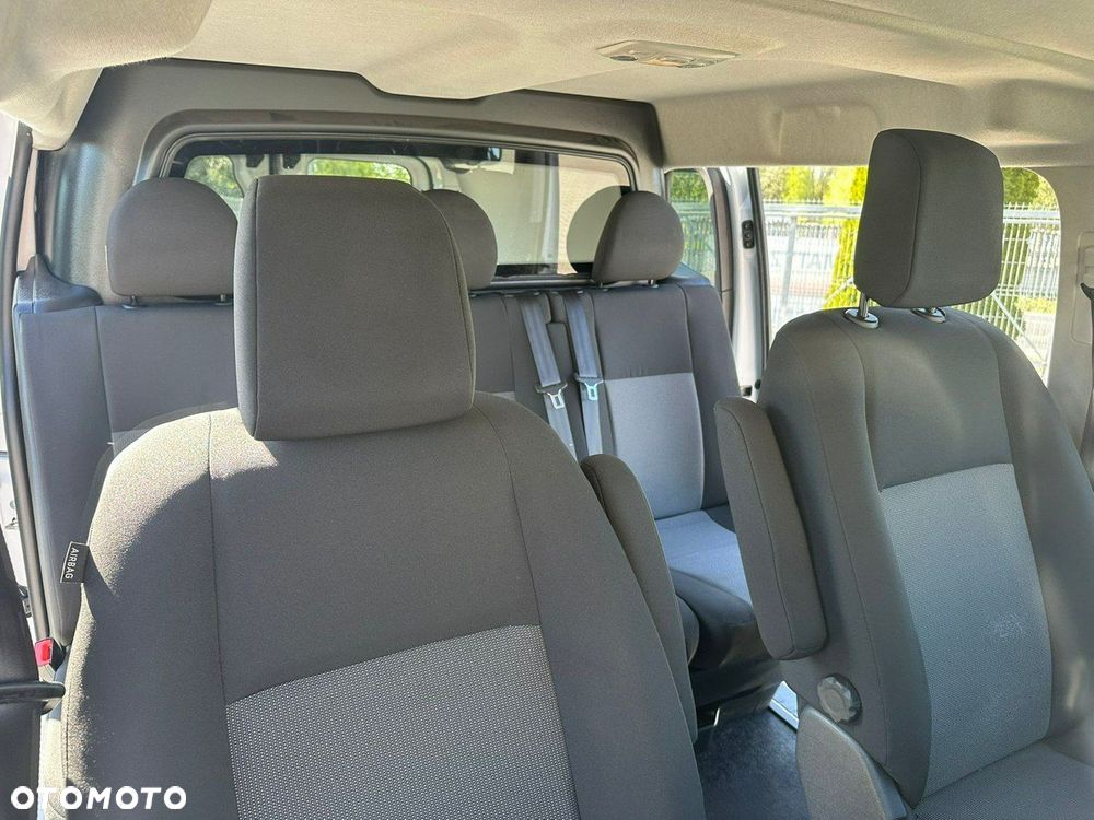Opel Vivaro - 17