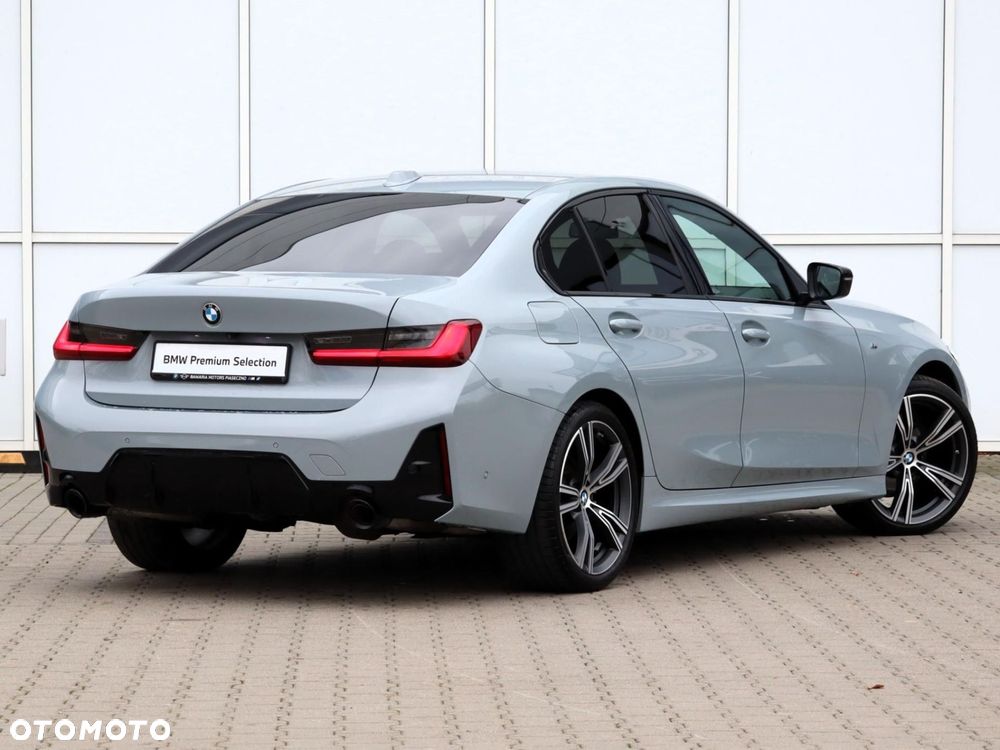 BMW Seria 3 320d xDrive mHEV M Sport - 2