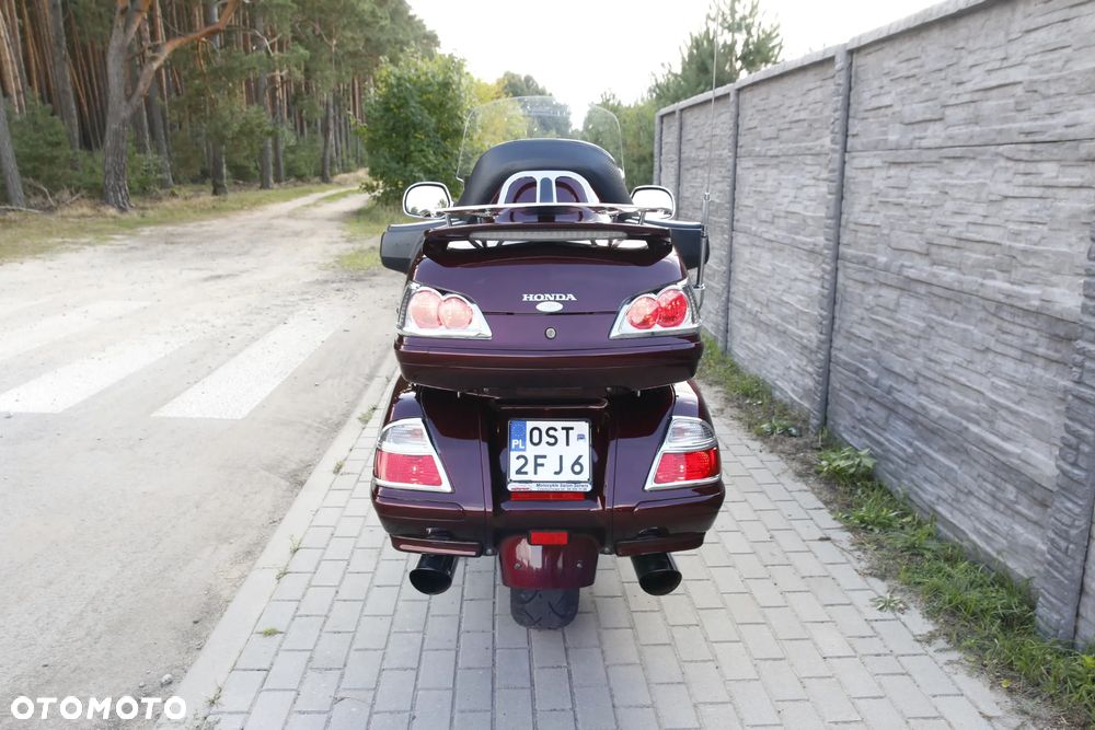 Honda GL - 9