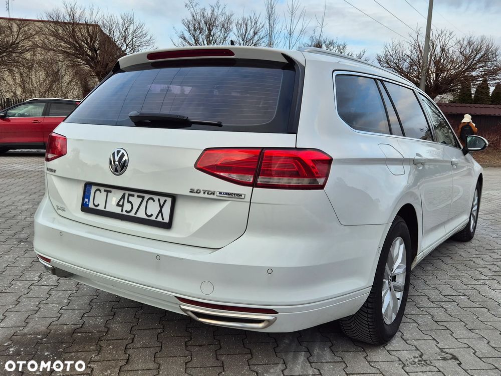 Volkswagen Passat - 5