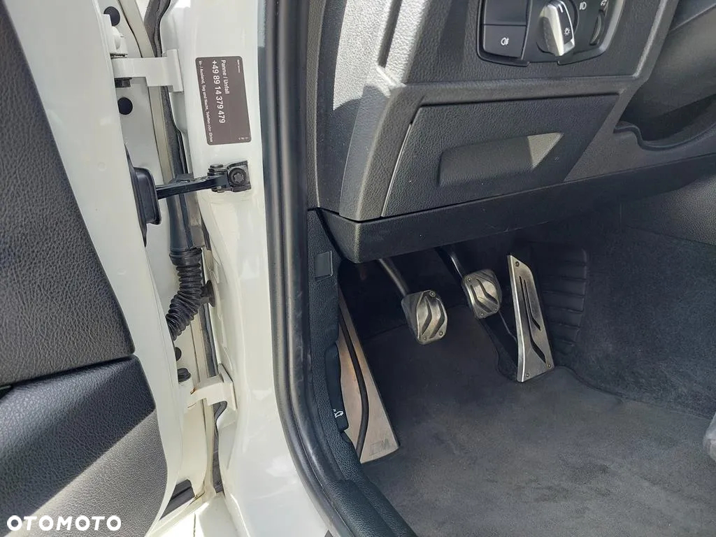 BMW Seria 1 - 19