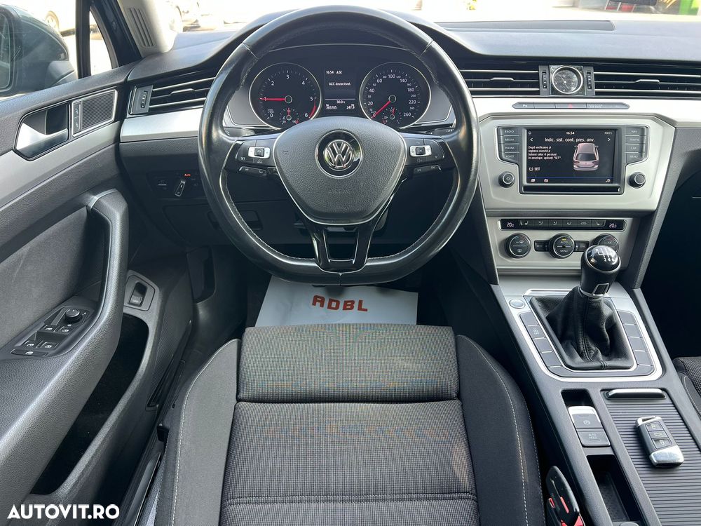 Volkswagen Passat 2.0 TDI Comfortline - 3