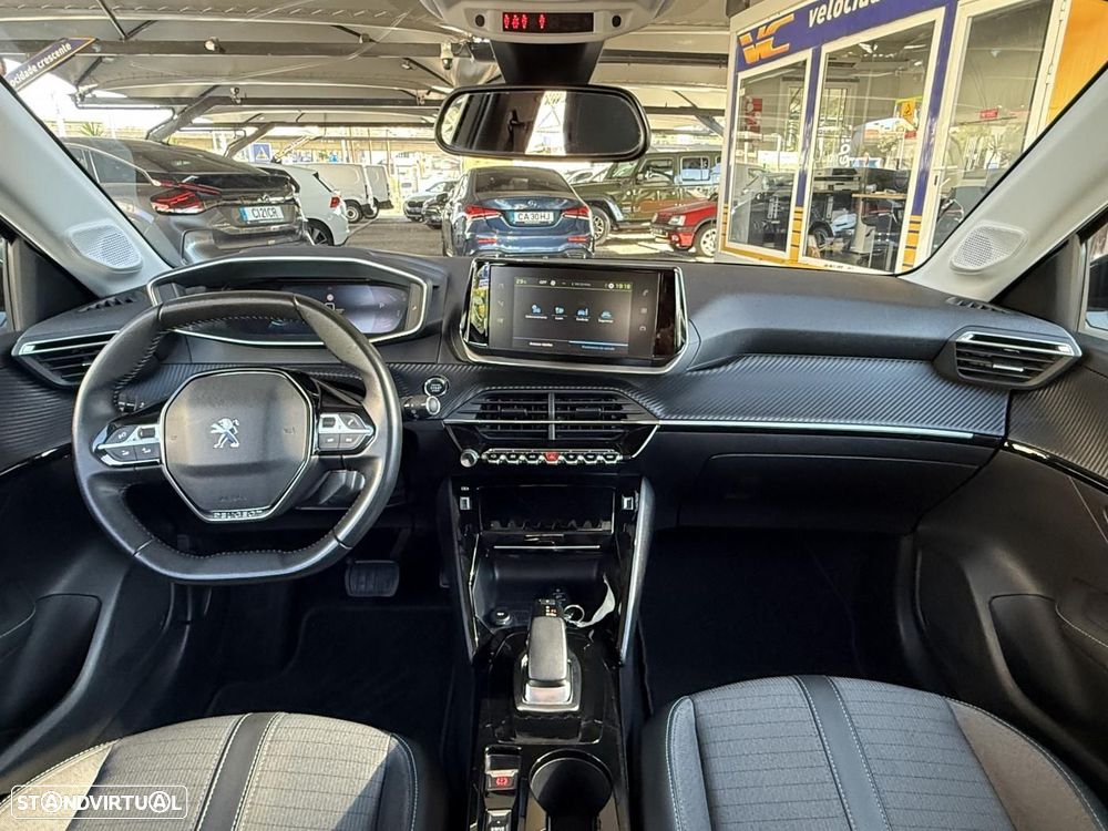 Peugeot e-208 50 kWh Allure - 32